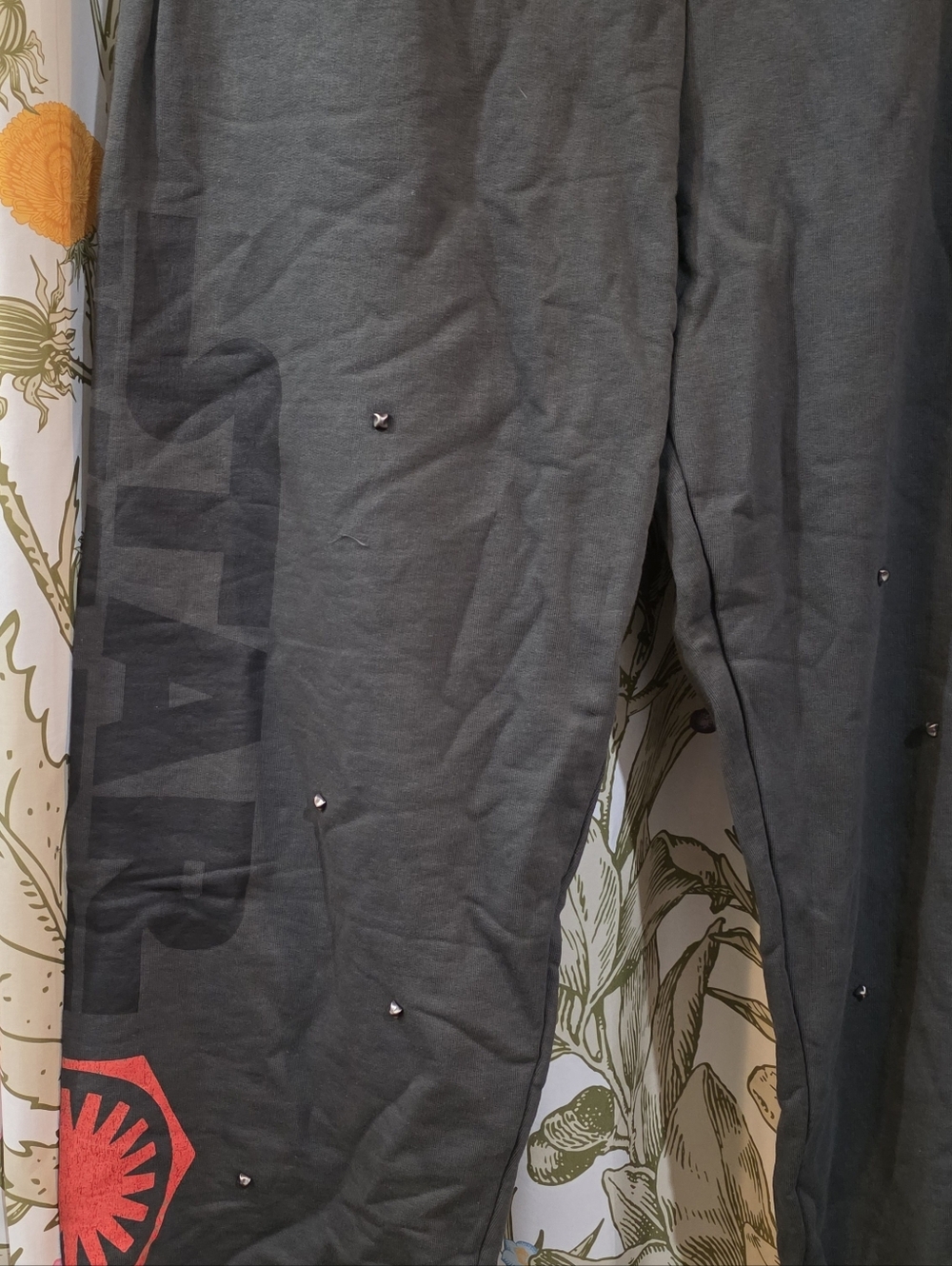 Civil Regime Star Wars "Snow Shadow" Lounger Sweatpants - Picture 8 of 10